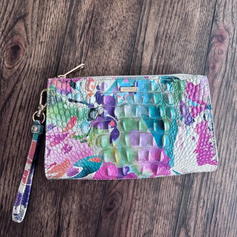 NWOT Brahmin Daisy Daylily Melbourne Leather Wristlet Clutch - Picture 3 of 14